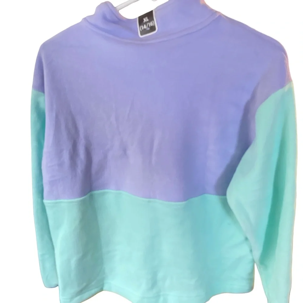 Colorblock Quarter-Zip Fleece Pullover - Picture 3 of 3